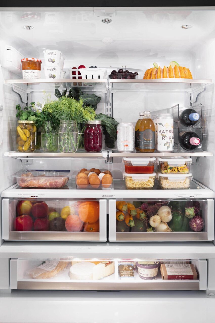 How to Organize Your Fridge with Containers