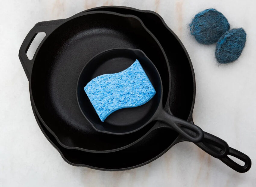 Clean Cast Iron Skillet Like a Pro