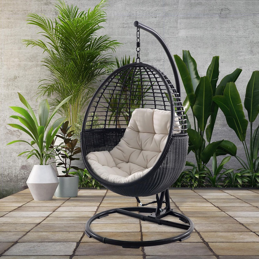 Usage of outdoor egg chair with stand