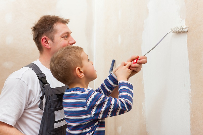 How to Paint Your House With Kids